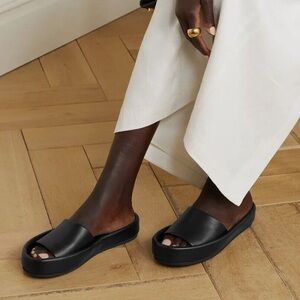 KHAITE Venice Pool Slides size 36, excellent condition